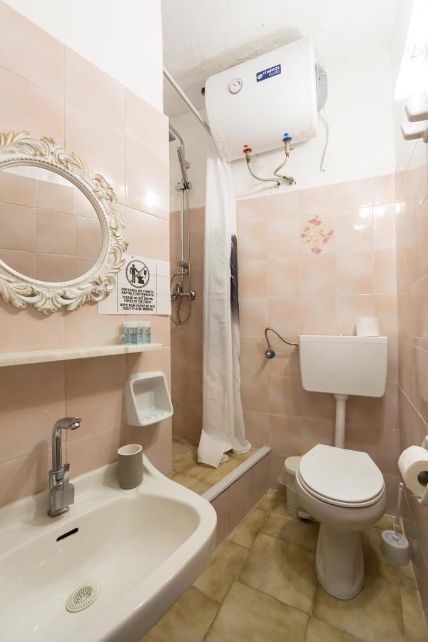 Naos Studios - Private Apartment Kavos Bagian luar foto